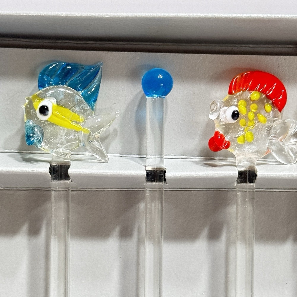 Fish Ocean WORLD MARKET glass stir sticks set of 6 Beach Vacation Fun Whimsical - Picture 2 of 9